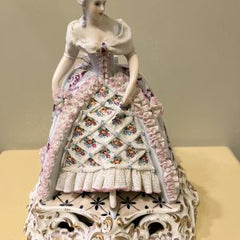 Beautiful Capodimonte Porcelain Lady