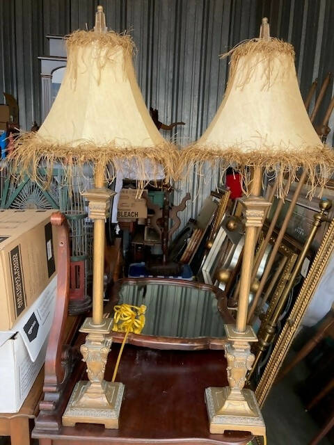 PAIR OF DECORATOR LAMPS