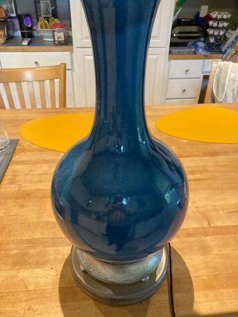 VINTAGE BLUE PORCELAIN LAMP